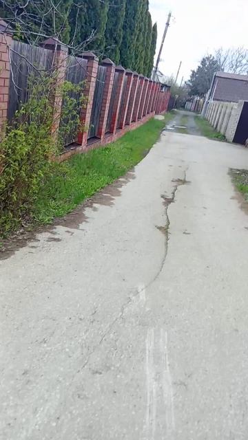 Юла идёт через ж#пу