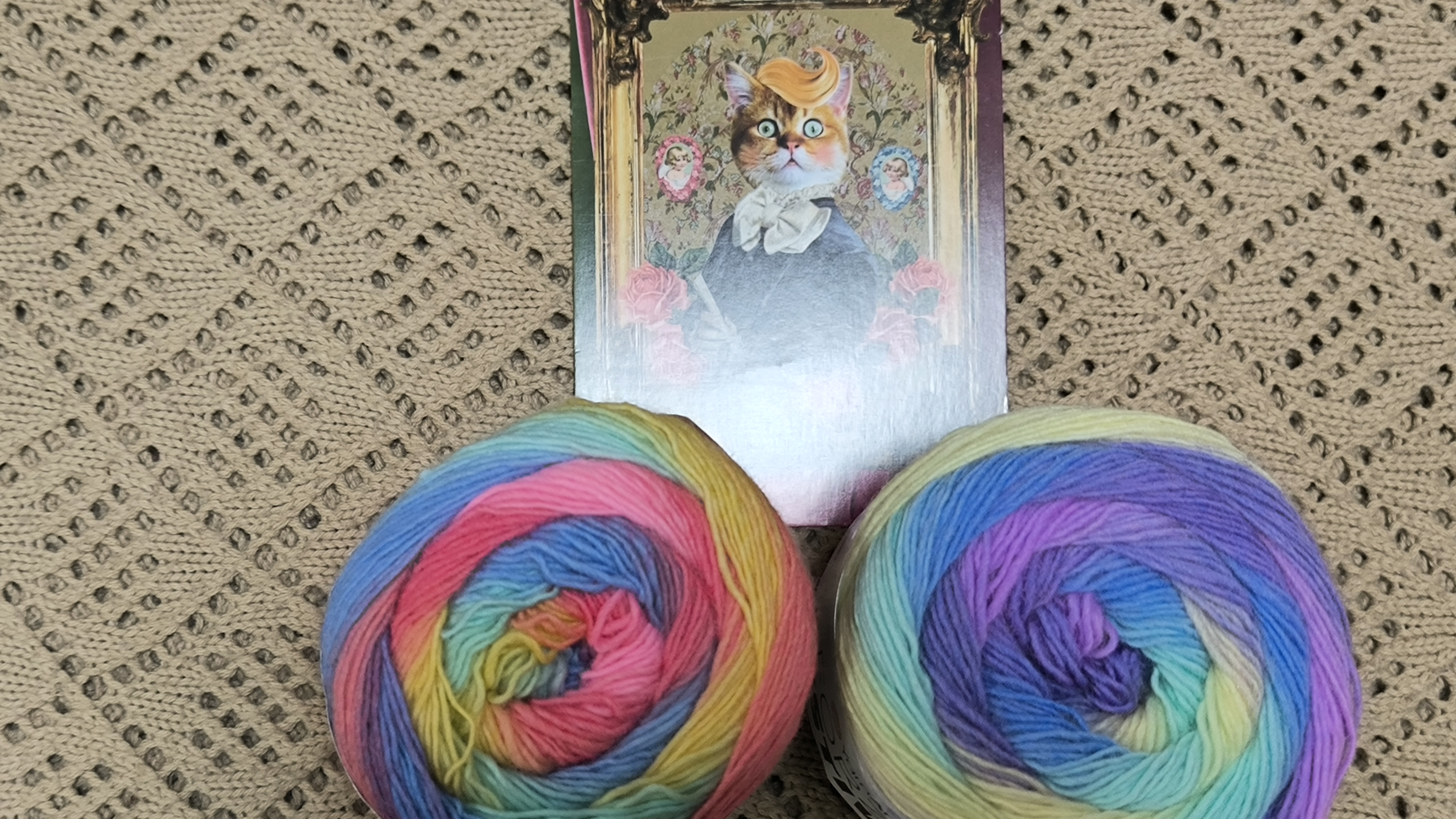 Распаковка подарка 25-04-2026