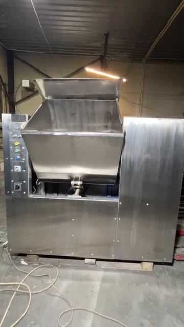 Тестомесильная машина 300 литров из нержавейки. 89374449733