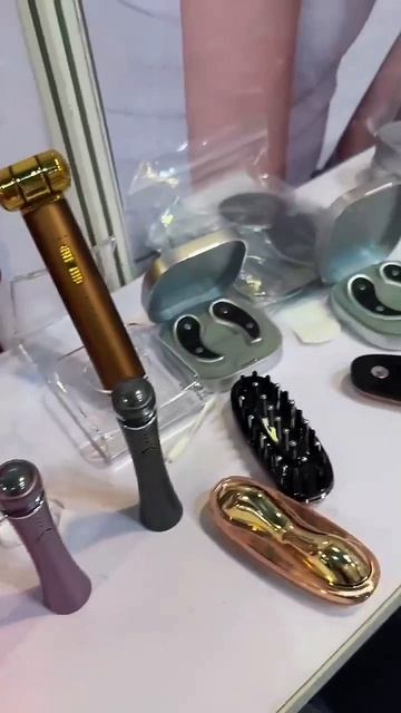 На выставке электроники в Китае нашли массу интересных бьюти-новинок ✨