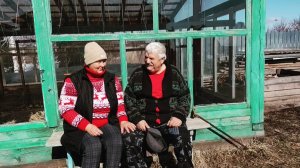 Пьём чай в беседке и фотографируемся.))