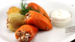 Фаршированный перец с рисом и фаршем в кастрюле - самый доступный рецепт!