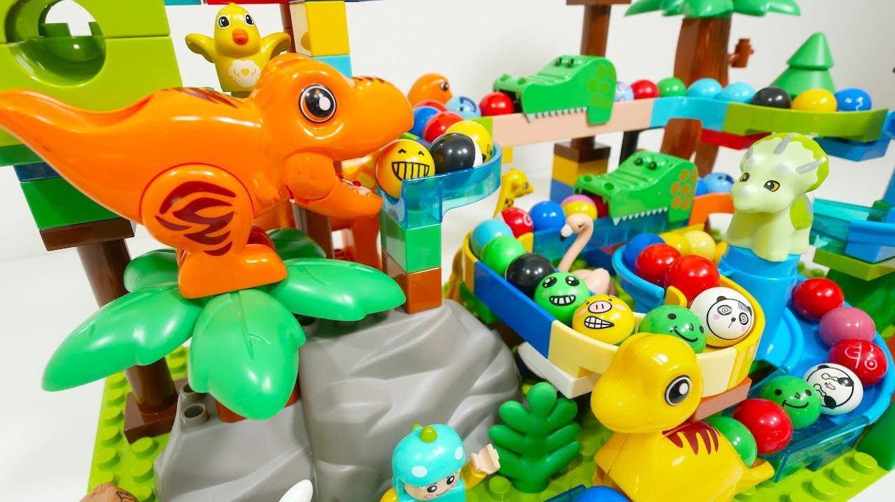 СТРОИМ ГОРКУ ДЖУНГЛИ ДЛЯ ШАРИКОВ КАТАЕМ ШАРИКИ АСМР ВИДЕО ДЛЯ ДЕТЕЙ ДЕТСКИЙ КАНАЛ ИГРАЛКИ-ЗАЛИПАЛКИ