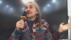 Сергей Кулдин с просветленными женщинами и мужчинами