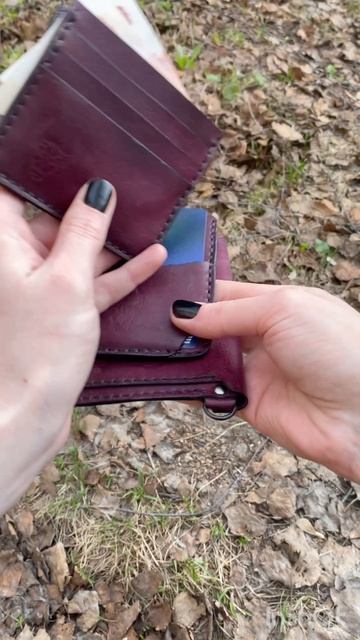 Весна пришла - и значит, жить,
Дышать, любить, спешить, кружить.
Пусть лужи, сырость, птичий гам -
В