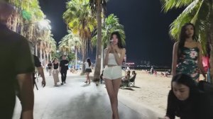 Beach Road Pattaya. Incredible walk. Thailand