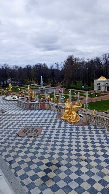 Гор. Петергоф, открытие фонтанов