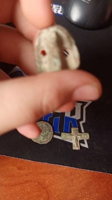 обзор находок с металлоискателем на поле