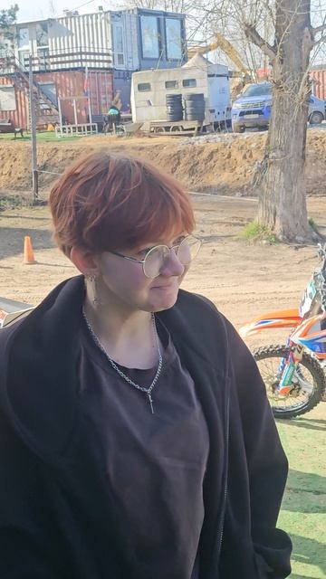 подарок мотика.mp4