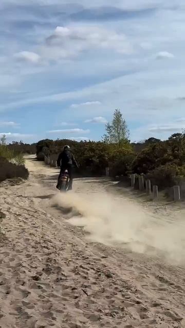 Клип @ekbmoto_live