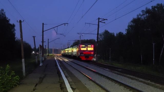 последний пригородный перед ночью на юге БМО | 309 км ЭД4М-0274