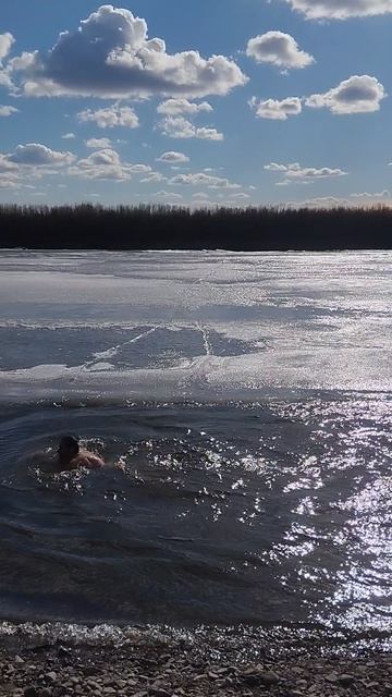 Вчера удалось искупаться в весенней Ингоде
Это радует!