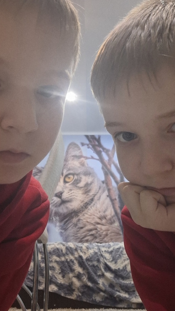 Меня два (Бискас тут ни причём)