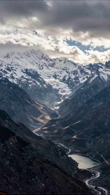 Величие гор: красота природы #горы #природа #пейзажи #путешествия