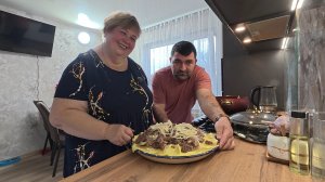 Купила себе мокасины  и декоративные  цветочки. Готовим Бешбармак.