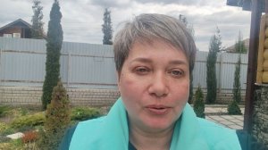 Пересадила розу. Измельчила ветки.