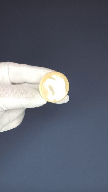 Пуговицы бежевые (размер № 54), Артикул 01028