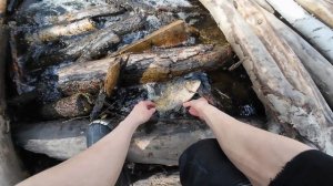 Рыбалка в мелком ручье.