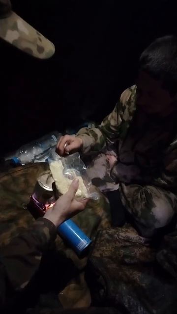 Приятного аппетита братцы.