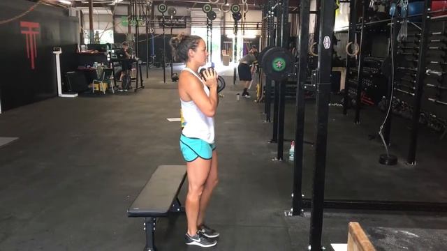 Присед на одной ноге до касания скамьи с весом / Single Leg Squat to Bench - weighted