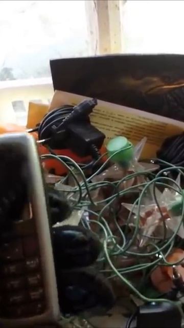 Такой телефон нужен каждому #поиск #находки #барахолка #ссср #заработок #свалка #мусорки #старина