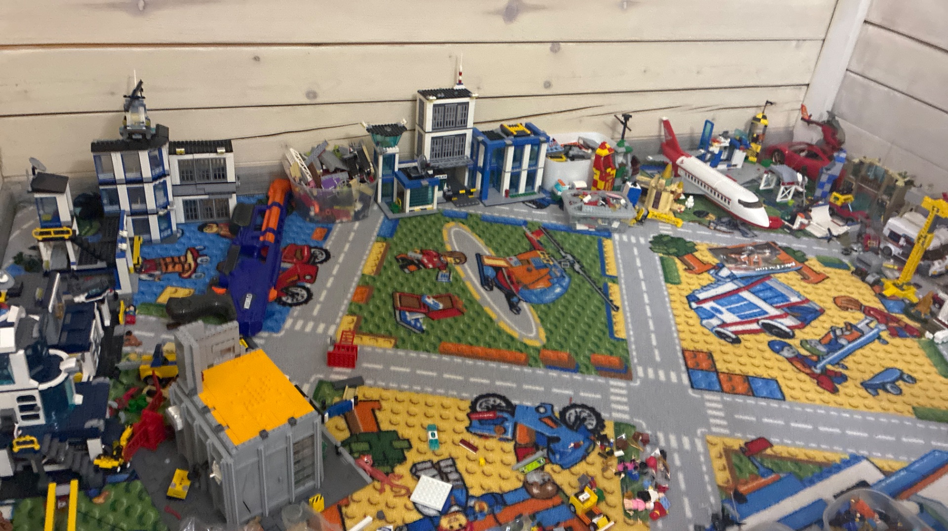 Обзор моего города Лего