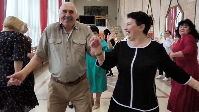 Калина над водой..... 24.04.26.