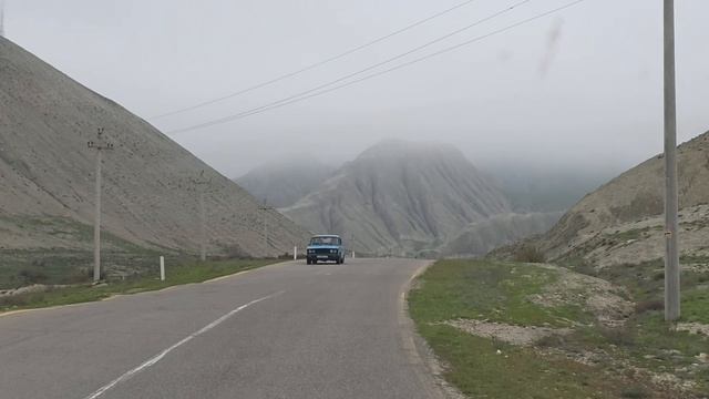 Агатовы горы трех цветов в Азербайджане