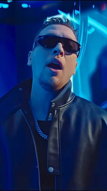 На какую песню из нового альбома хотели бы увидеть клип?