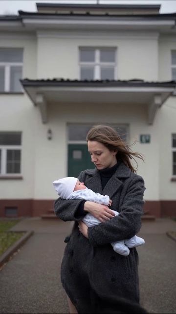 Нежные моменты с малышом #мама #дети #семья