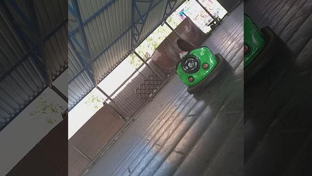 МЫ В ПАРКЕ РАЗВЛЕЧЕНИЙ С ПЛЕМЯННИЦЕЙ.