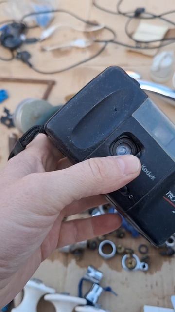 Вернул фото спустя годы: стрит-съемка на Konica и пленку Agfa Vista