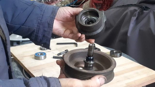 Как снять шкив с насоса гура ШНКФ.