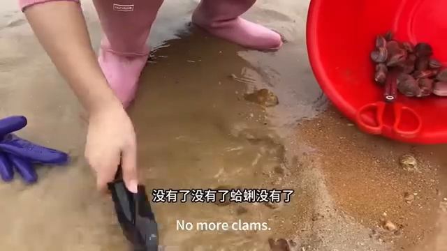 Небольшая глава о том, как поймать морского осеннего краба мягкой рукой