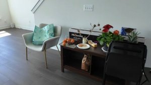 КАК ВЫЖИВАЮТ РУССКОЯЗЫЧНЫЕ НА ЗАГНИВАЮЩЕМ ЗАПАДЕ: не очень красиво, но очень жизненно!