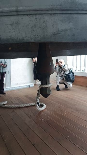 Путешествия и предложение в описании к видео