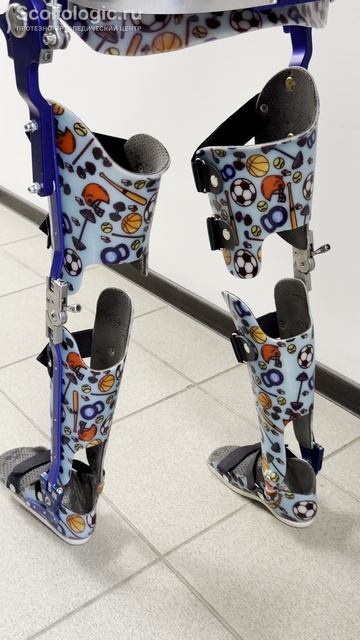 Аппарат с системой шарниров RGO