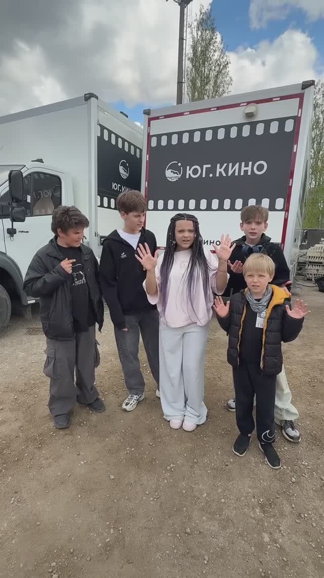 Причём тут «дальнобойщица»? 🤔🚛 Почему все так пишут в комментариях? 😂