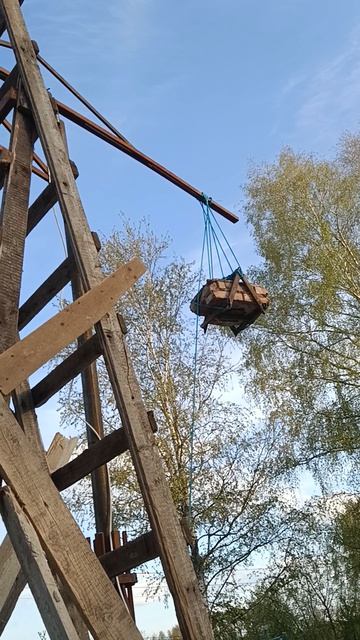 строю дом своими руками. самодельный подъёмный кран собран