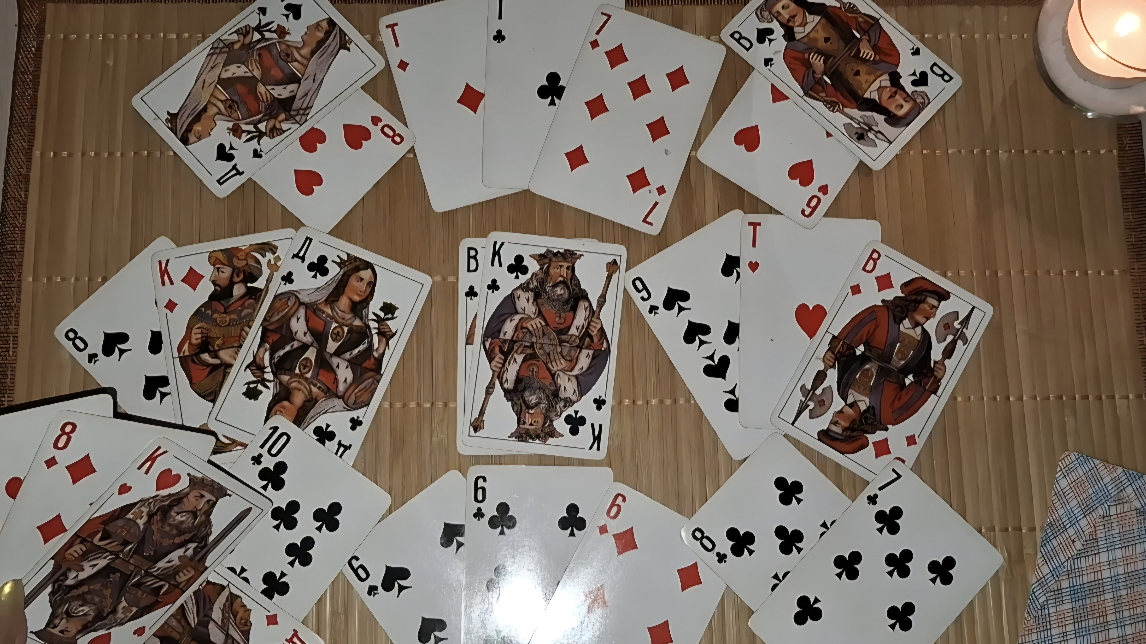 Что у него ♣️ с ♦️ другой?