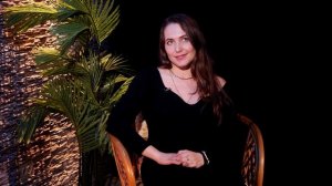 Анна Попова: «Современному художнику нужна не только техника, но и сцена»