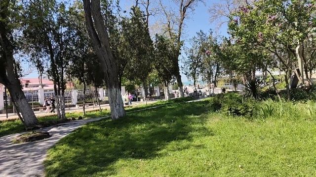 Анапа. Сегодня солнечная и тëплая суббота! 25 апреля 2026.