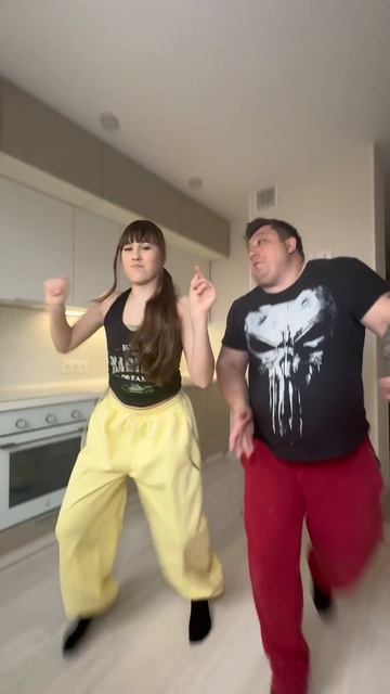 Догадались кто мы? 
Аня Немченко заметь нас
#ВероникаПетрова #замужем #немченко #Кавер #Пародия #вок