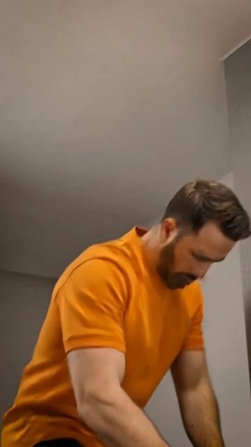 Лампочки всё МЕНЯЮТ?