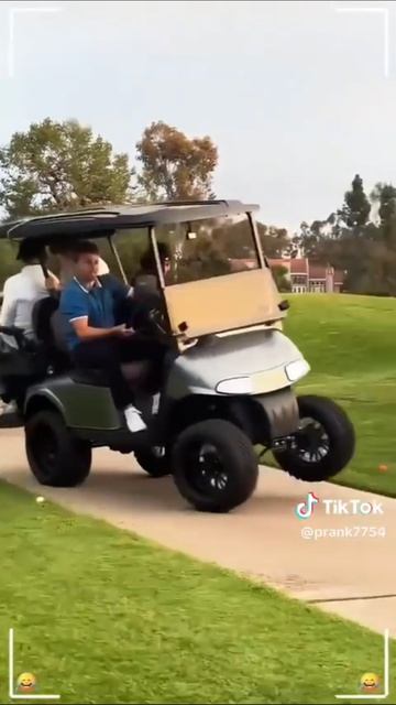 смешно😂😂