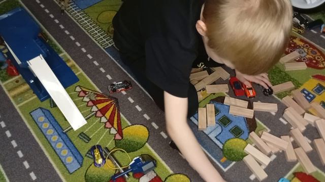 Полицейские и гонщики