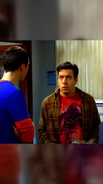 Теория Большого Взрыва | Шелдон против Крипке! 🖥️🥊 Битва за суперкомпьютер 😂😂