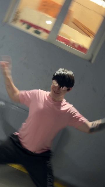 мы разные и музыка тоже
что слушаешь, ты? 
рок
реп
поп
эдм
джаз
классика
SHAPPA - Цветы уже в сети #