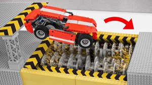 Как заставить автомобиль LEGO Technic двигаться через дробильную машину