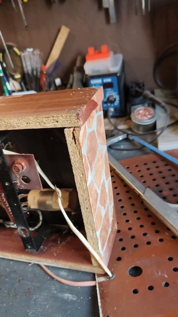 Как, за пару минут, снять стекло с часов электроника 7